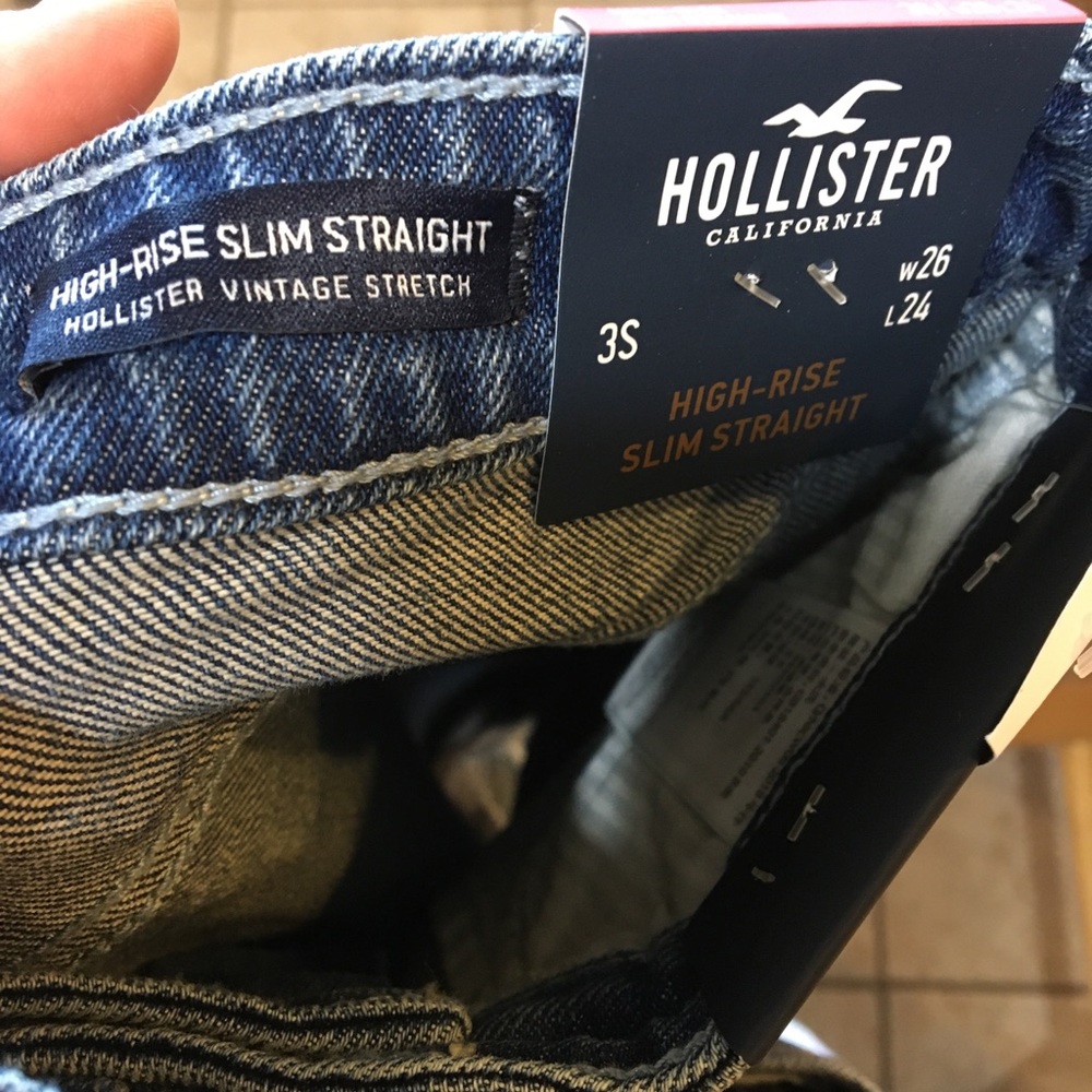 NWT Hi-Waisted Mom Jeans - Picture 7 of 10